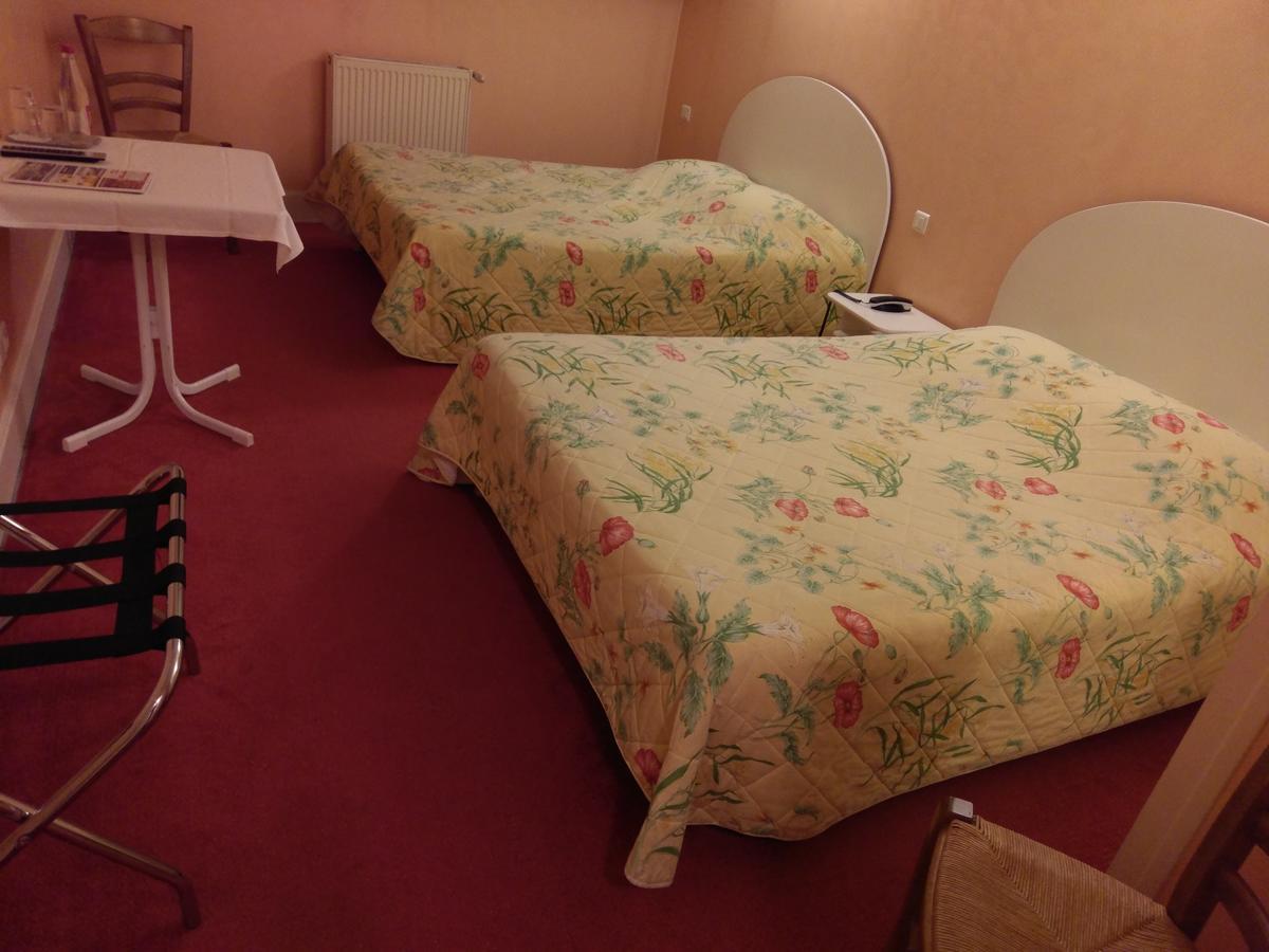 Logis De L'Europe Restaurant Le Cepage Hotel Corbigny Buitenkant foto